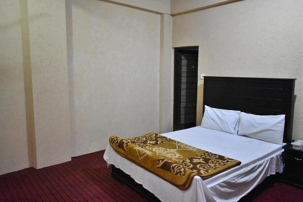 Zara Residence 1 Saidu Sharif Exterior photo